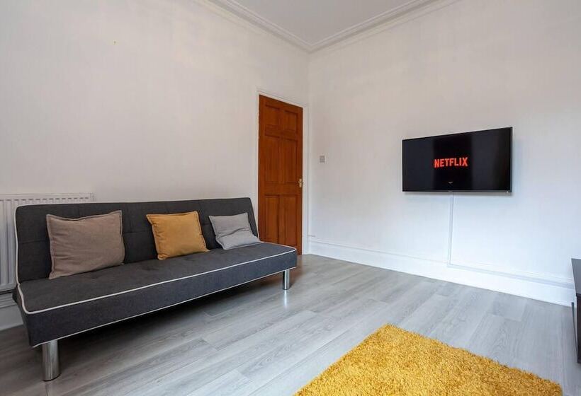 住所 Stay Comfortable City Centre Spacious 4 Bed House!