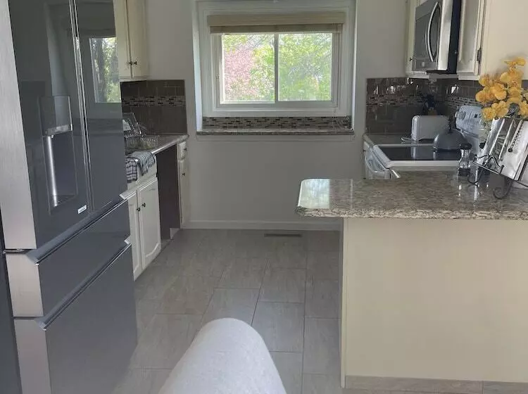 Residenssi Omaha Homestays