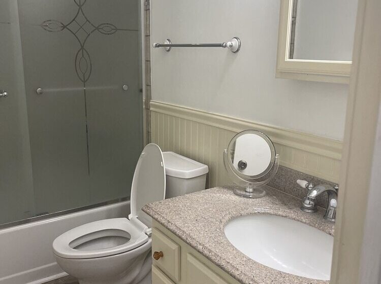 דירת נופש Omaha Homestays