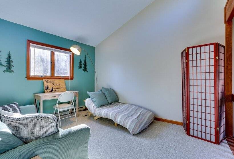 Rustic Masthope Mountain Retreat W/ Private Sauna!