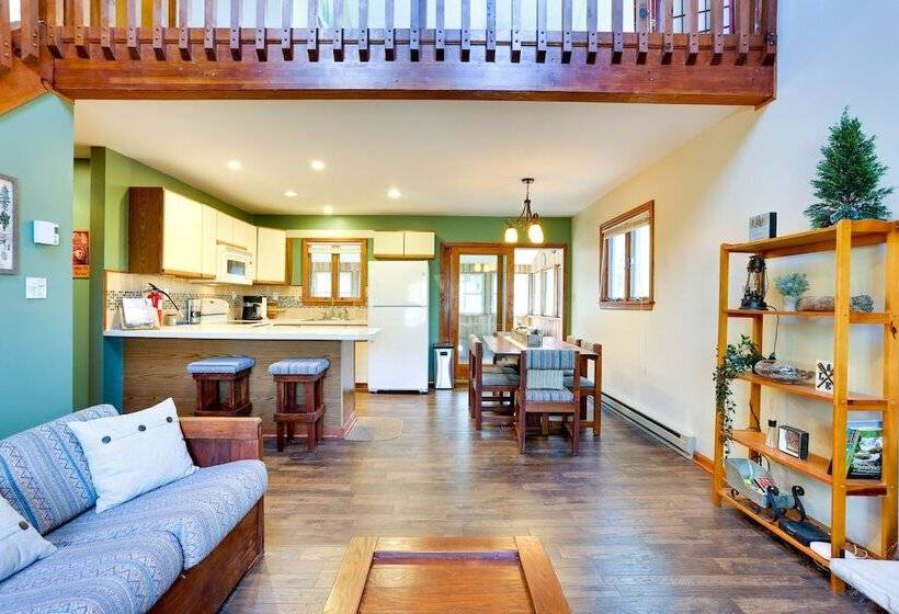 Rustic Masthope Mountain Retreat W/ Private Sauna!