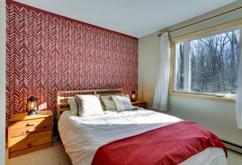 Rustic Masthope Mountain Retreat W/ Private Sauna!