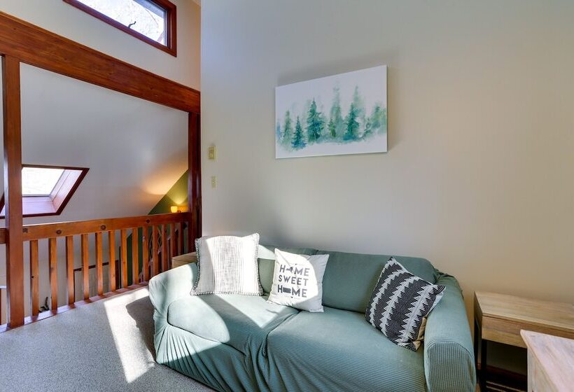 Rustic Masthope Mountain Retreat W/ Private Sauna!