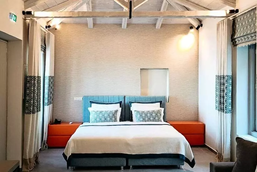 Sampatiki Suites   4 Star Seaview Luxury Suites With Breakfast And Spa   Opened 2024