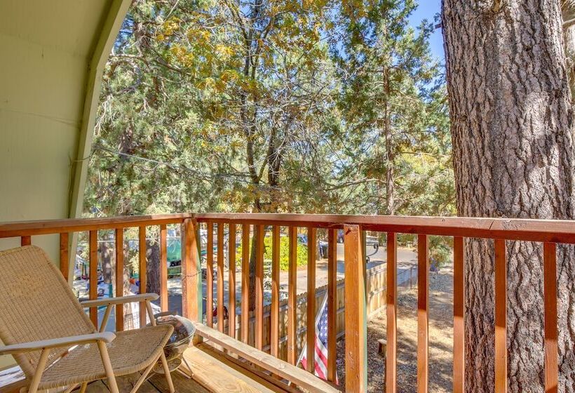 Serene Sugarloaf Cabin ~ 6 Mi To Big Bear Resort