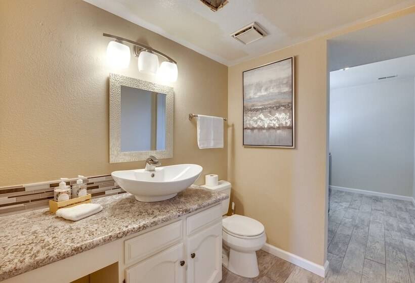 Spacious Colorado Springs Home With Fire Pit!