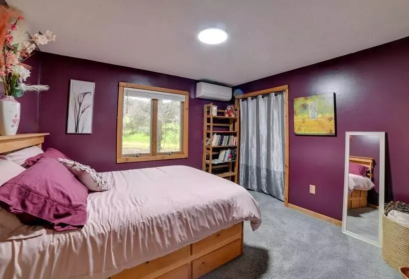 Spacious Finger Lakes Home W/ Mountain Views