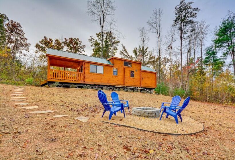 Traphill Cabin Retreat W/ Scenic View & Fire Pit!