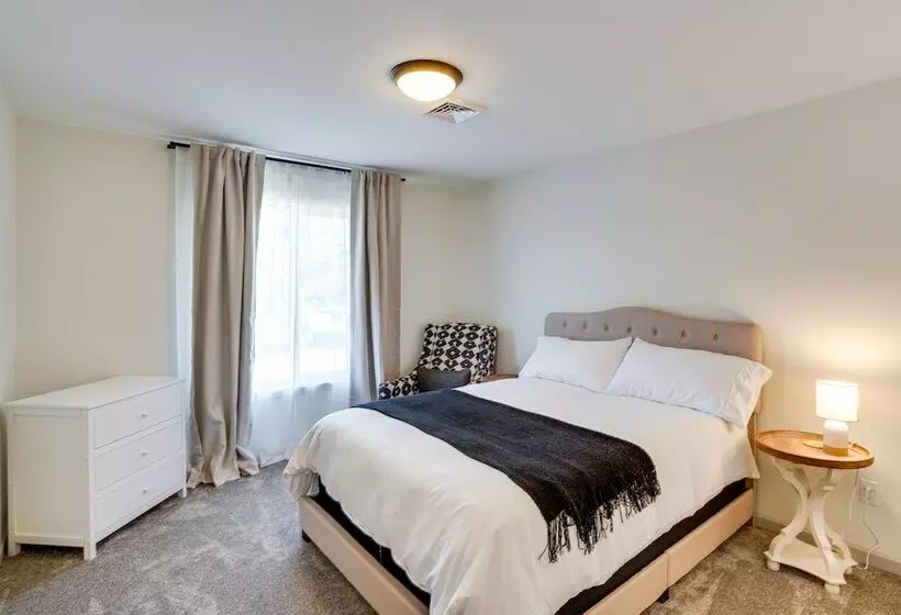 Terrebonne Home: Steps To Deschutes River!