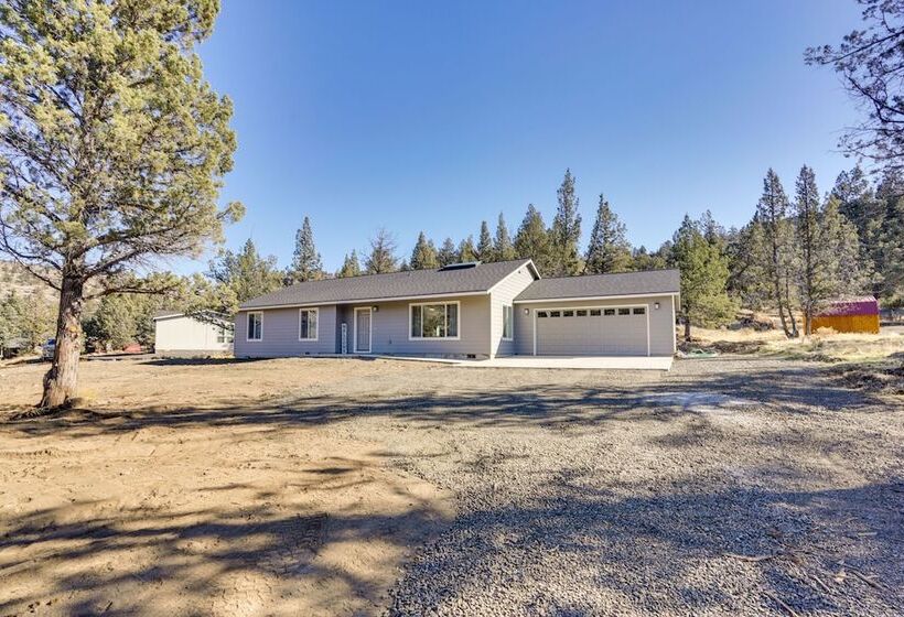 Terrebonne Home: Steps To Deschutes River!