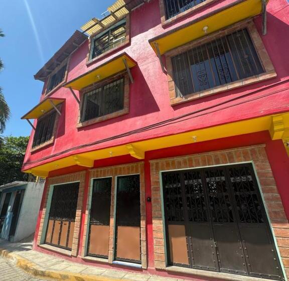 הוסטל Casa Lagun Rooms With Ac