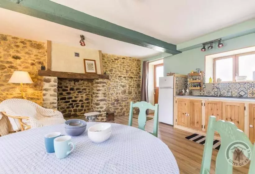 Aamiaismajoitus (B&B) Le Jardin Des Fées