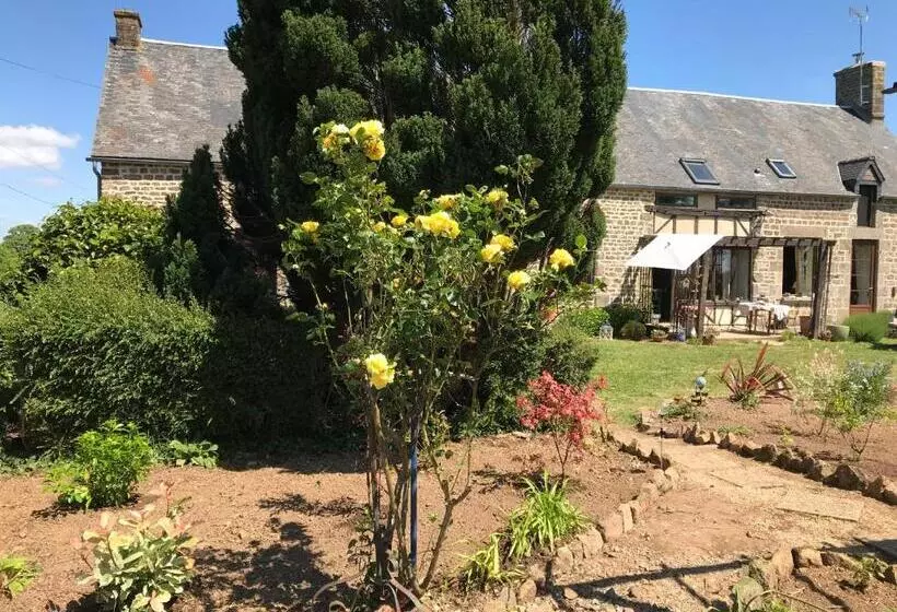 Aamiaismajoitus (B&B) Le Jardin Des Fées