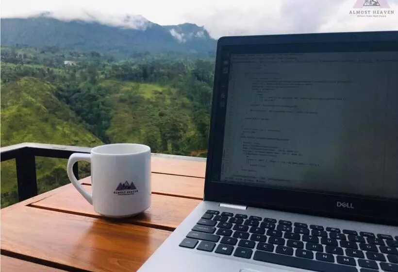 Hotelli Almost Heaven