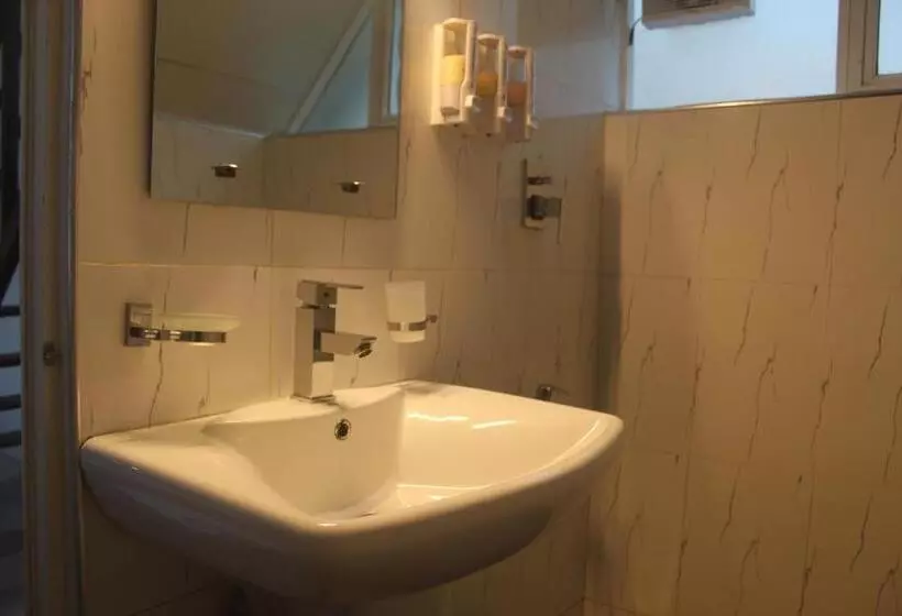 Hotelli Almost Heaven