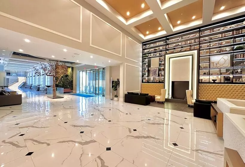 Chez Hotel Arlington Heights