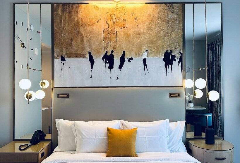 Chez Hotel Arlington Heights