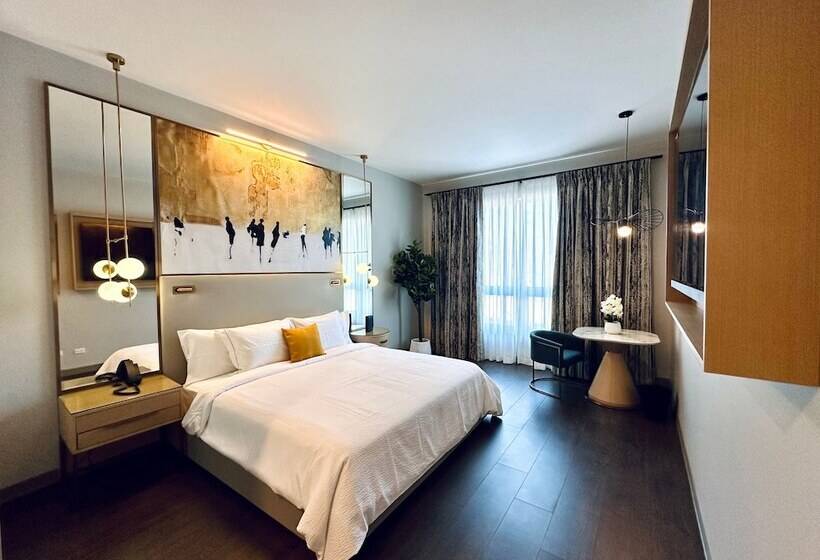 Chez Hotel Arlington Heights