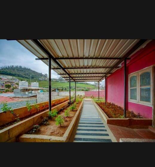 Отель Hill Bird Heritage Home Stay