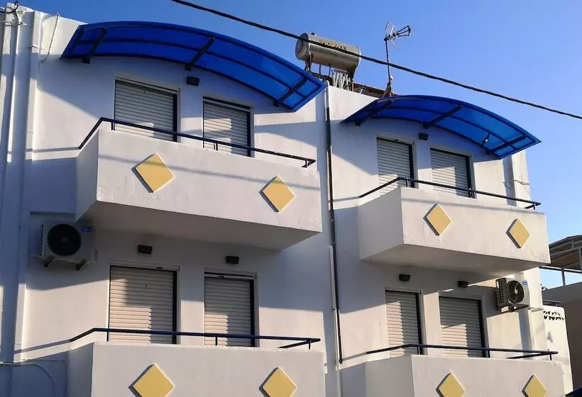 ホテル Marika Apartments