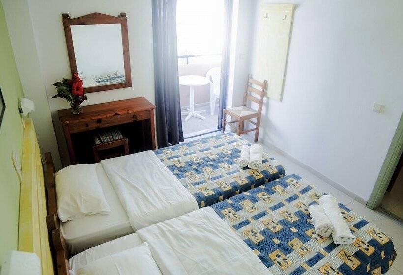 בית מלון כפרי Marika Apartments