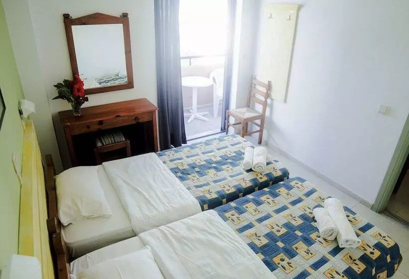 ホテル Marika Apartments