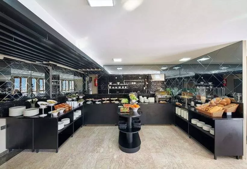 ホテル Rest By Dedeman Karabük