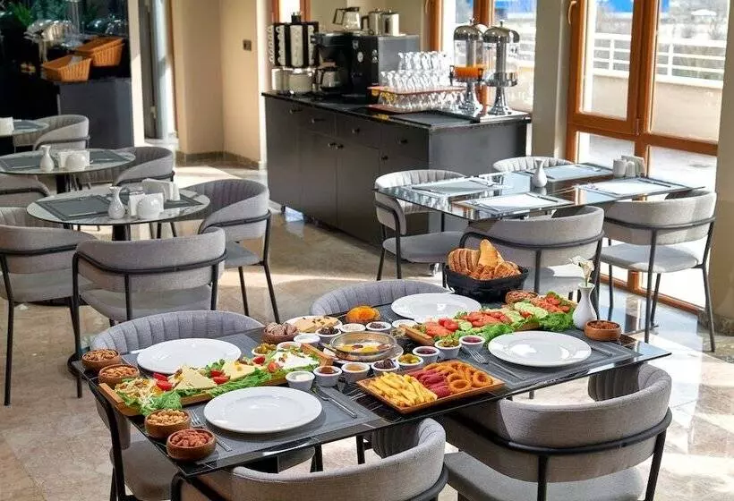 ホテル Rest By Dedeman Karabük