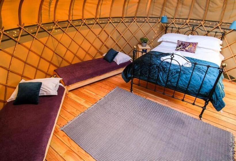 Отель Wye Glamping