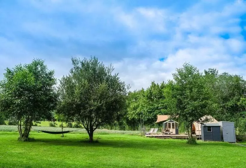 ホテル Wye Glamping