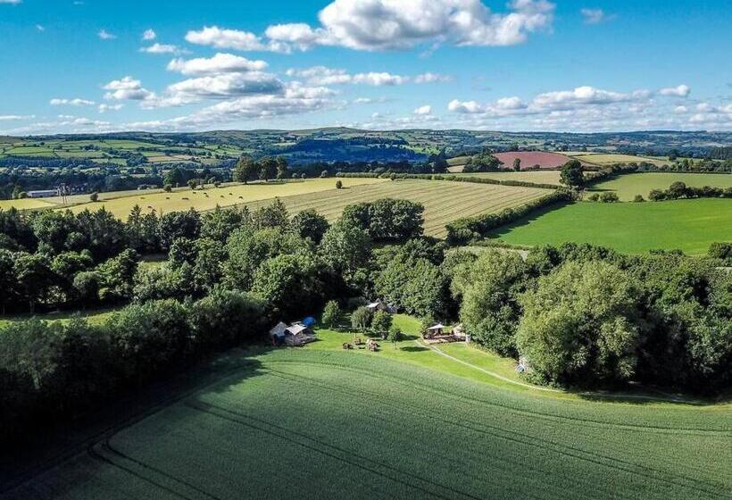 Отель Wye Glamping