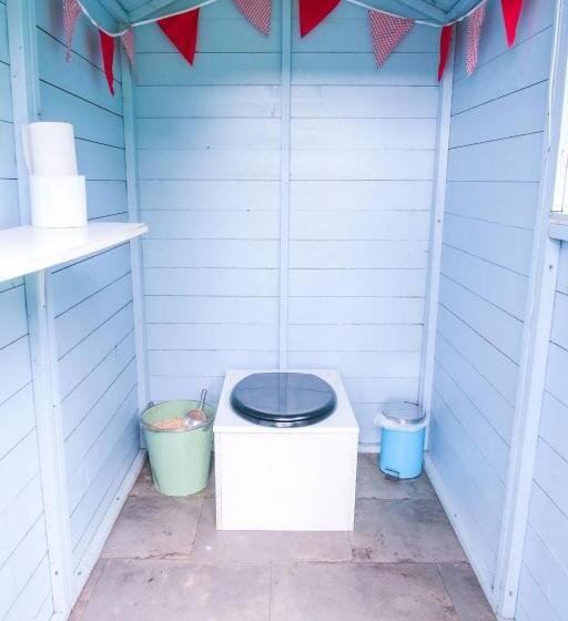 Отель Wye Glamping