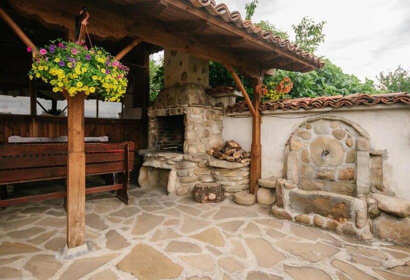 펜션 Kodjamanova House