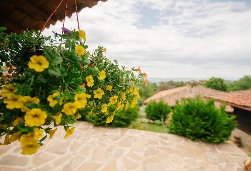 펜션 Kodjamanova House