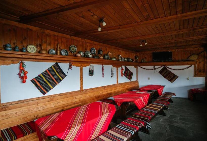 펜션 Kodjamanova House