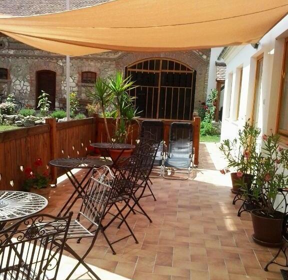 Пансион Levendula Porta és Pajtaszínház