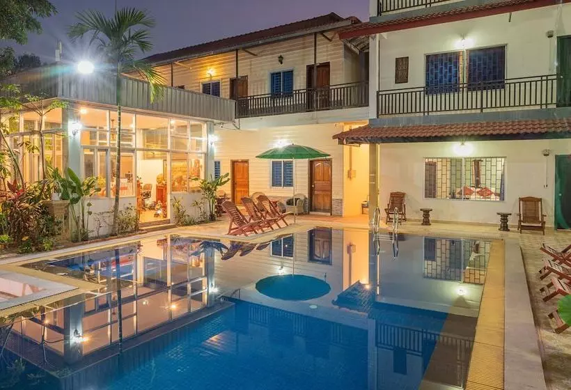 Majatalo Lotus Bleu Guest House