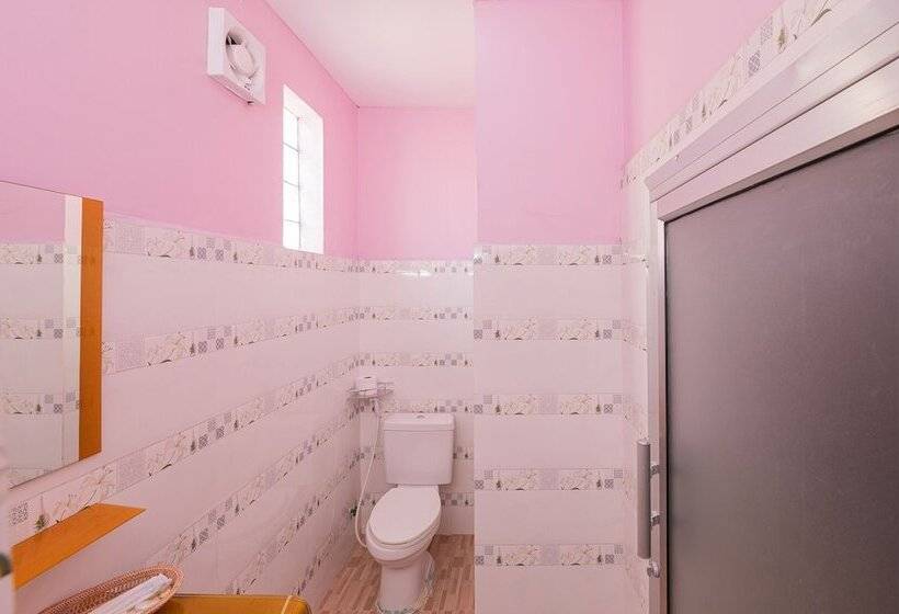 Pensió Lotus Bleu Guest House