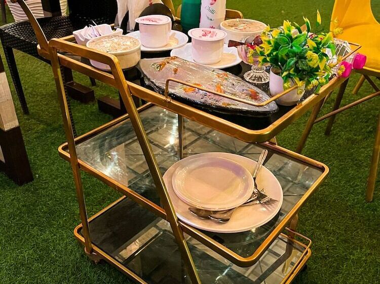 The Kasturi Hotel & Resturant