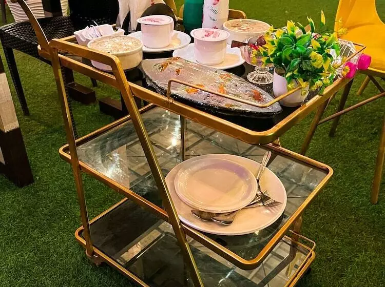 The Kasturi Hotel & Resturant