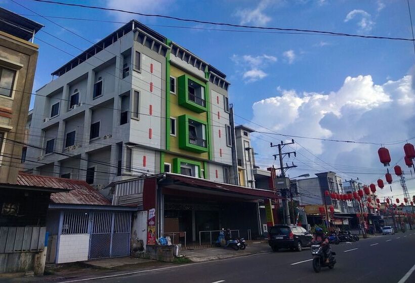 Capital O 93589 Hotel Wongso Syariah