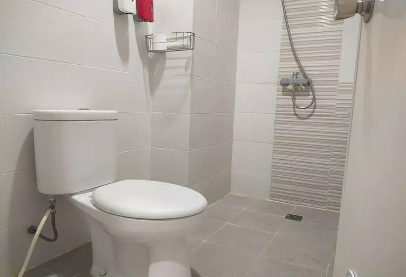 Capital O 93589 Hotel Wongso Syariah