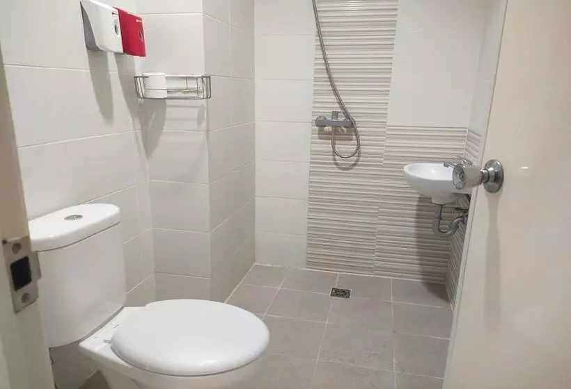 Capital O 93589 Hotel Wongso Syariah