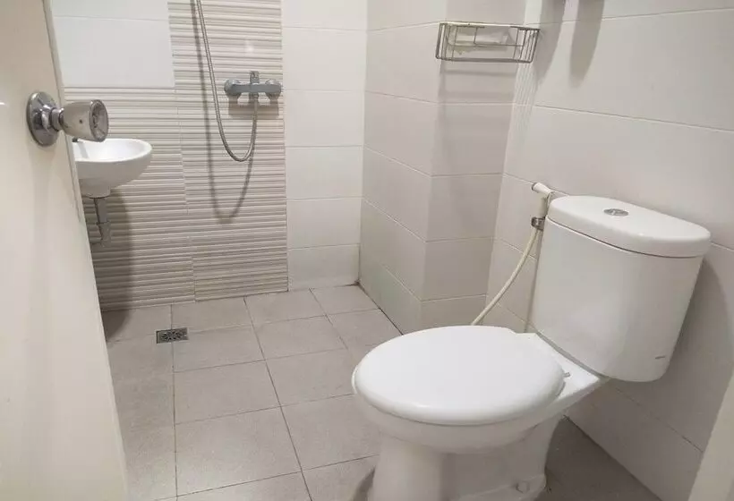 Capital O 93589 Hotel Wongso Syariah