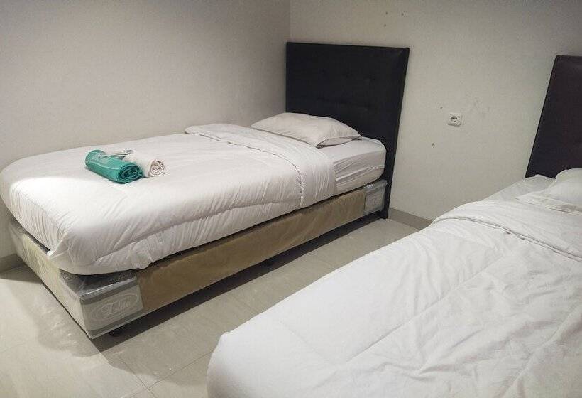 Capital O 93589 Hotel Wongso Syariah