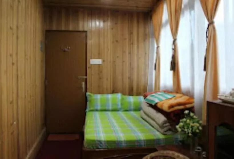 ホテル Darjeeling Inn , Darjeeling