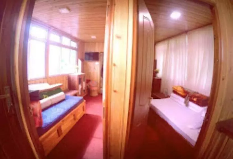 ホテル Darjeeling Inn , Darjeeling