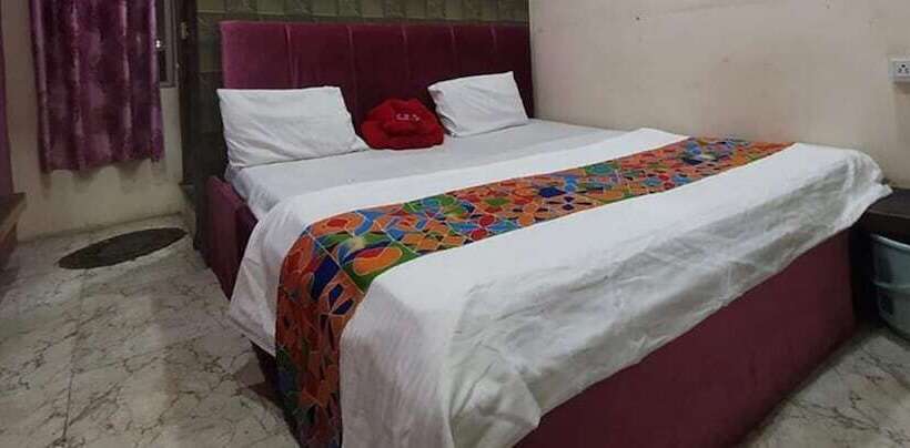 Hotel Fabexpress Lotus