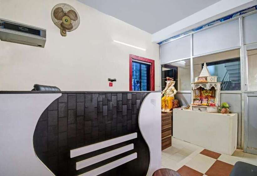 בית מלון כפרי Goroomgo Sr Palace Bhubaneswar