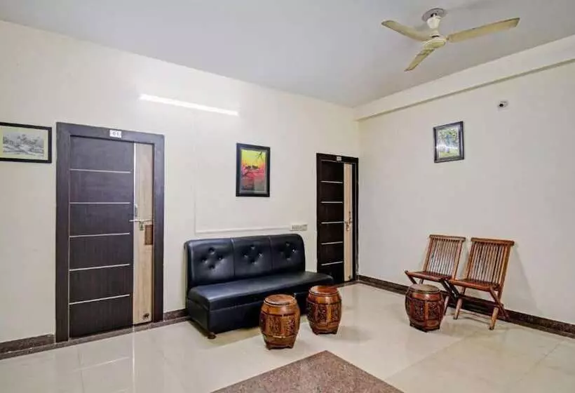 Hotelli Goroomgo Sr Palace Bhubaneswar